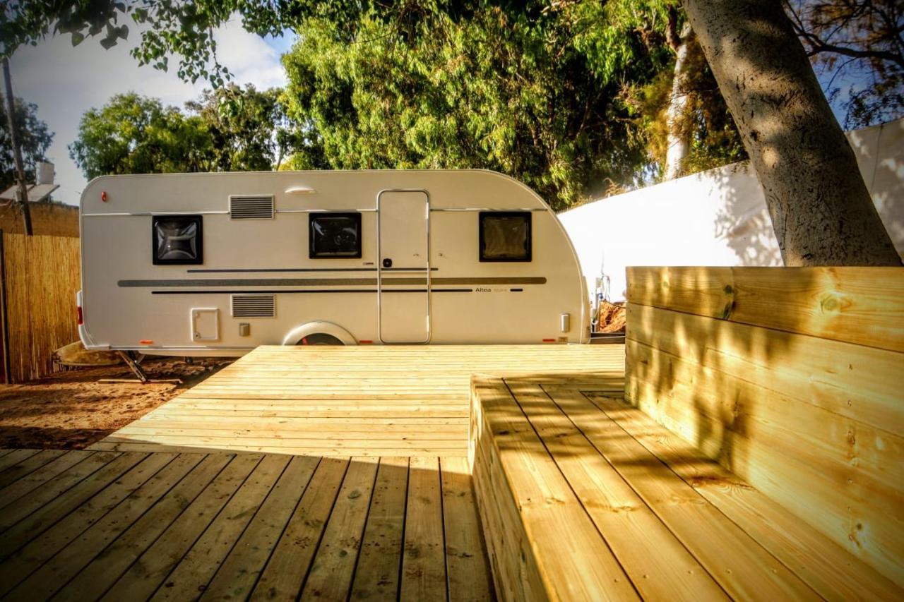 Hotel Glamping Beit Yanai Extérieur photo